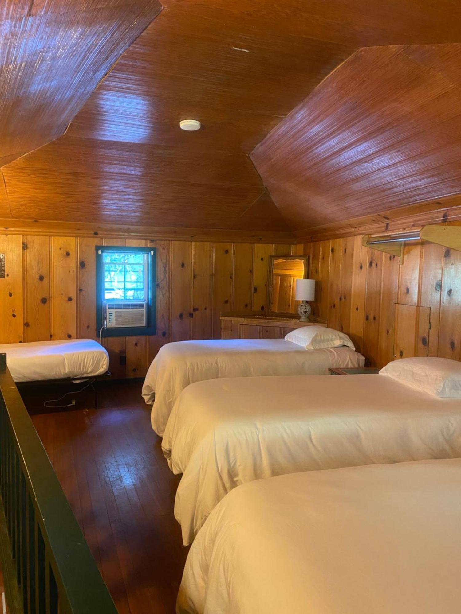 Seven Circles Lodge&Retreat Badger Ngoại thất bức ảnh